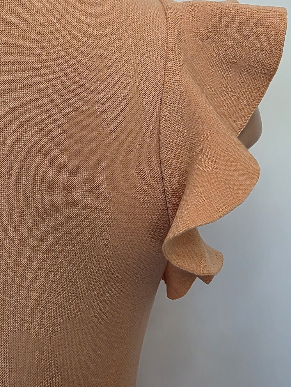 Sleeveless Ruffle-Shoulder Midi Dress in Peach Size M - Picture 9 of 17